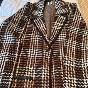 Anne Klein Houndstooth Blazer with Black and White Accents